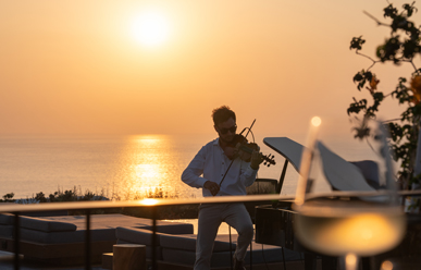 Santo Pure Oia Suites & Villasimage