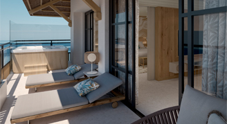 Preferred Club Presidential Suite Oceanfront King room