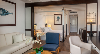 The Ocean Blue & Sand resort Honeymoon Suite