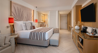 Preferred Club Junior Suite Ocean-View King room