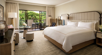 Fairmont Gold Garden-View Room - One King Bed