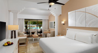 Premium Tropical Palms Room