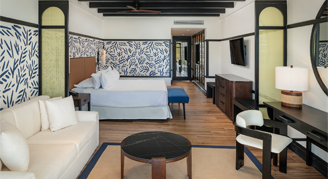 Swim-Up Junior Suite