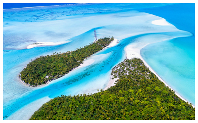 A channel between Aitutaki and One Foot Island