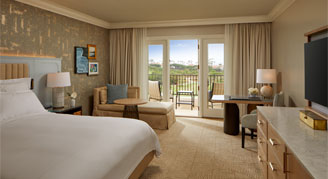 Deluxe Resort-View Room - One King Bed