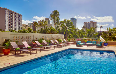 DoubleTree by Hilton Alana Waikiki Beachimage