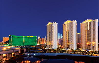 How to get to Nb Las Vegas at Luxor / Mandalay Bay in Paradise by Bus?